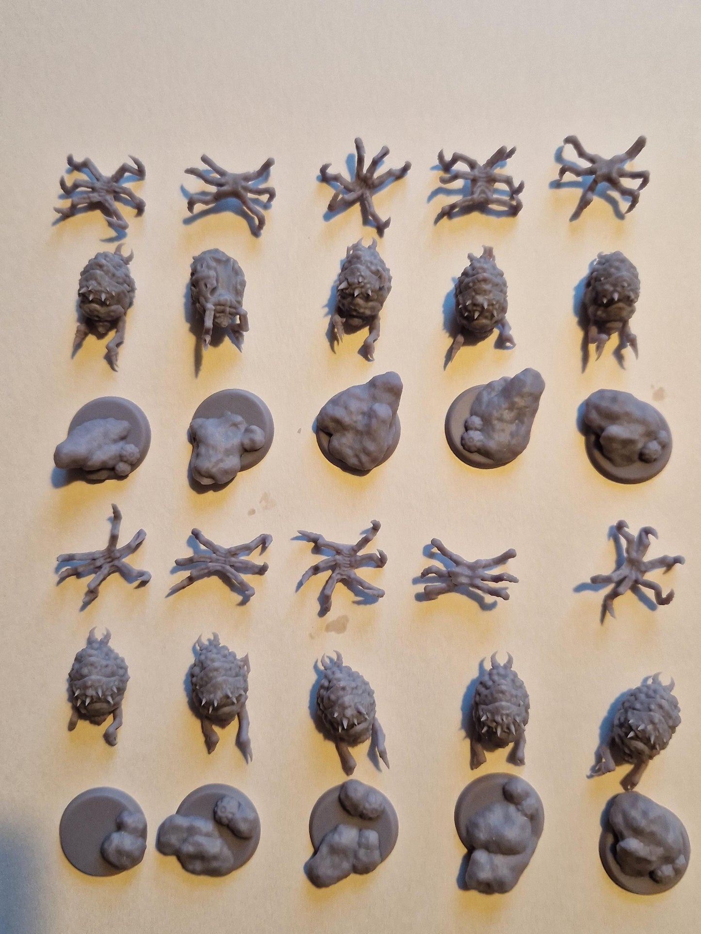 Spike Shooter Bugs (5-60) Deep Hive - Oshounaminis Tabletop wargaming miniature for Grimdark | OPR | Sci-fi | Alien | Bug | Resin 3D Printed