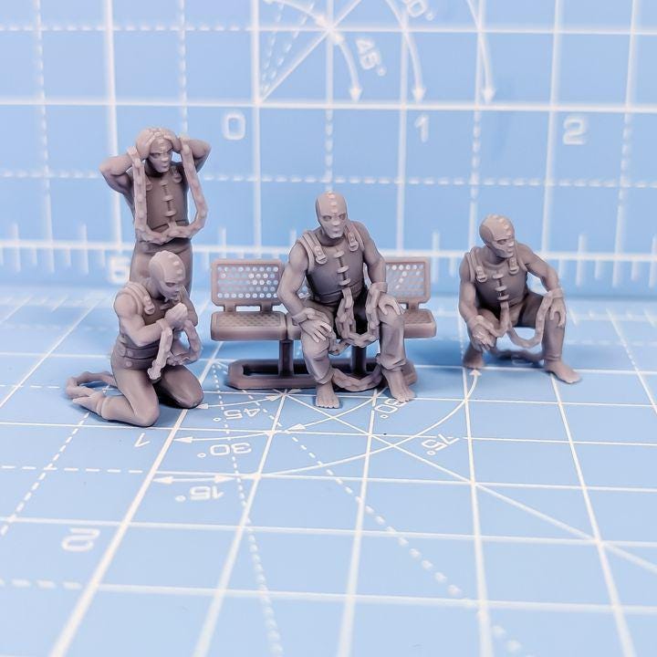 Rat Huntress and Giant Rat - Print Minis - Tabletop Wargaming Miniature for Grimdark | OPR | Sci-fi