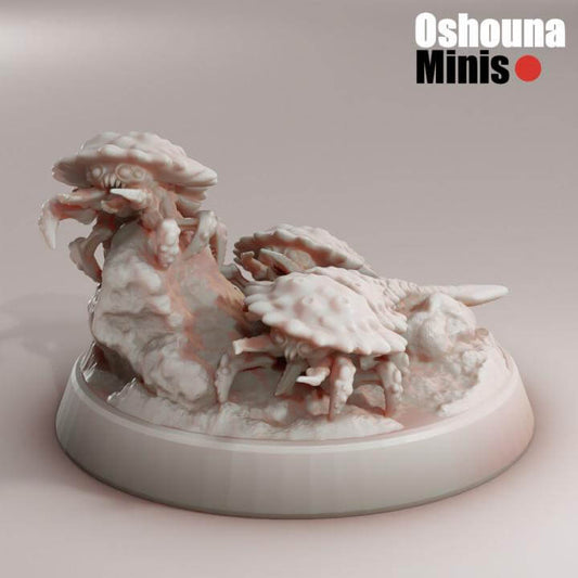 Unpainted resin Alien Swarm miniature by Oshouna Minis, compatible with tabletop wargaming scenarios.